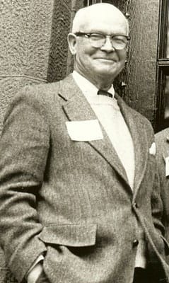 Richard T. Flood '23