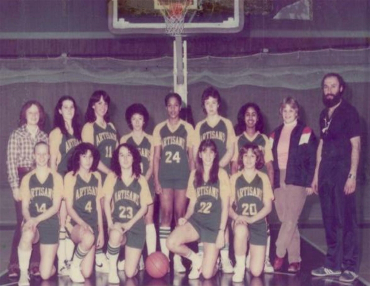1982 Girls Basketball