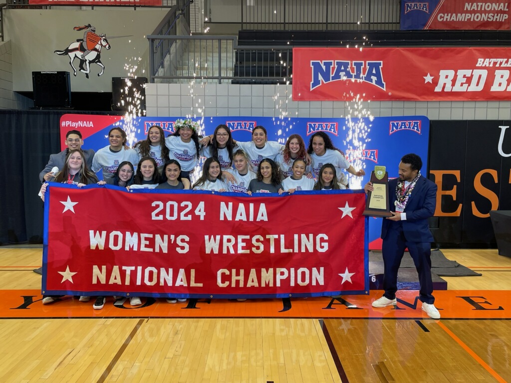 WOMEN'S WRESTLING