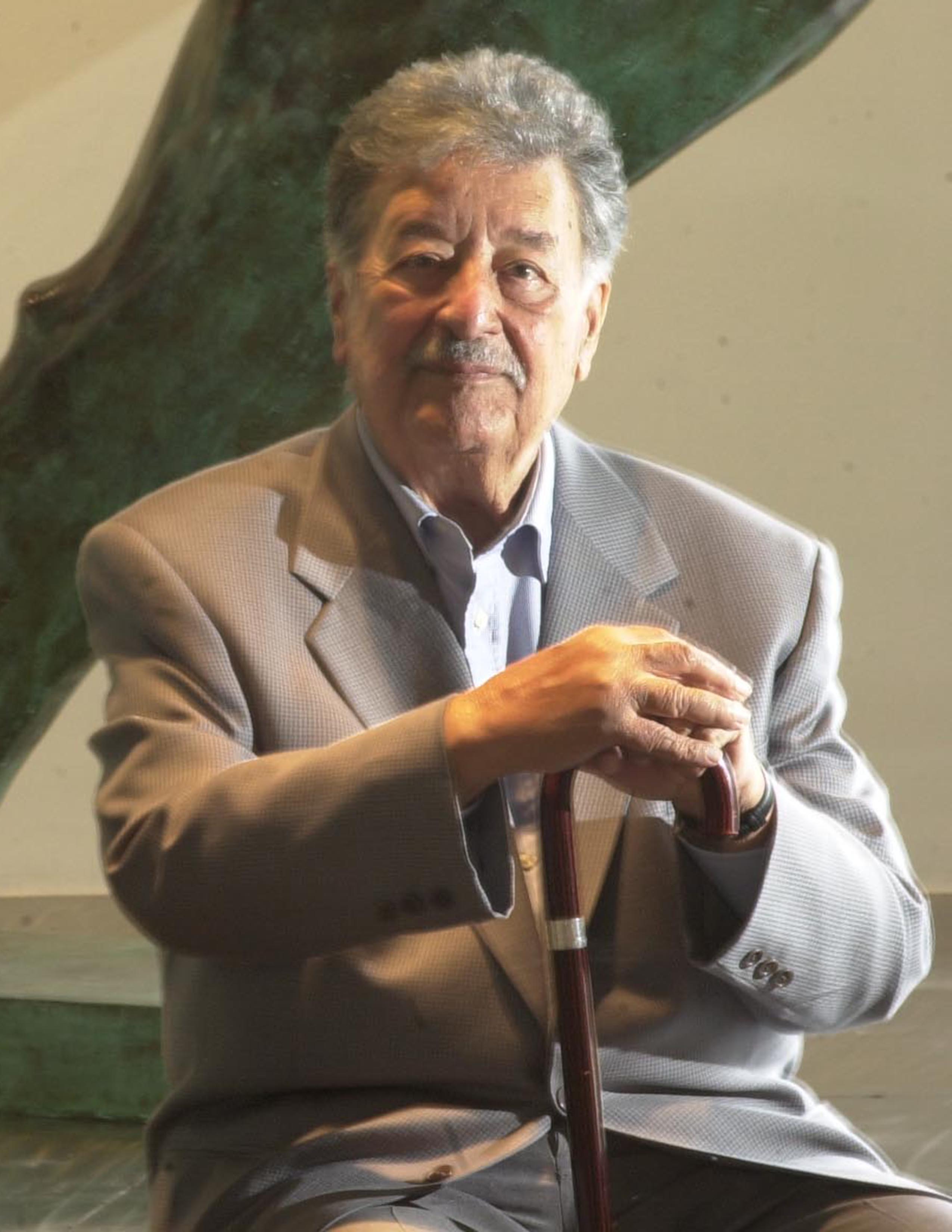 Manuel Carbonell '36