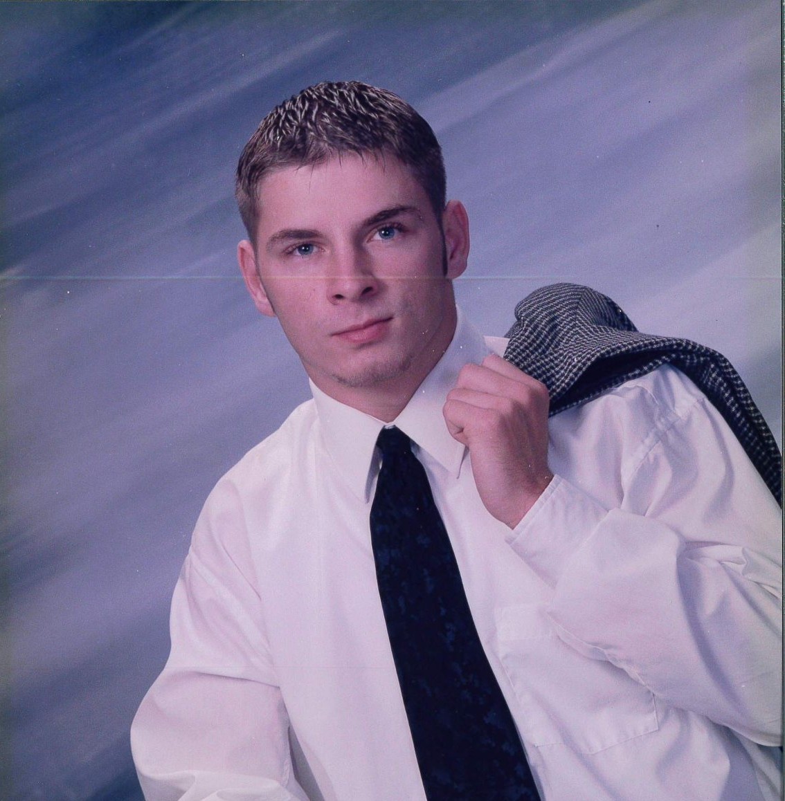 Ryan Groves