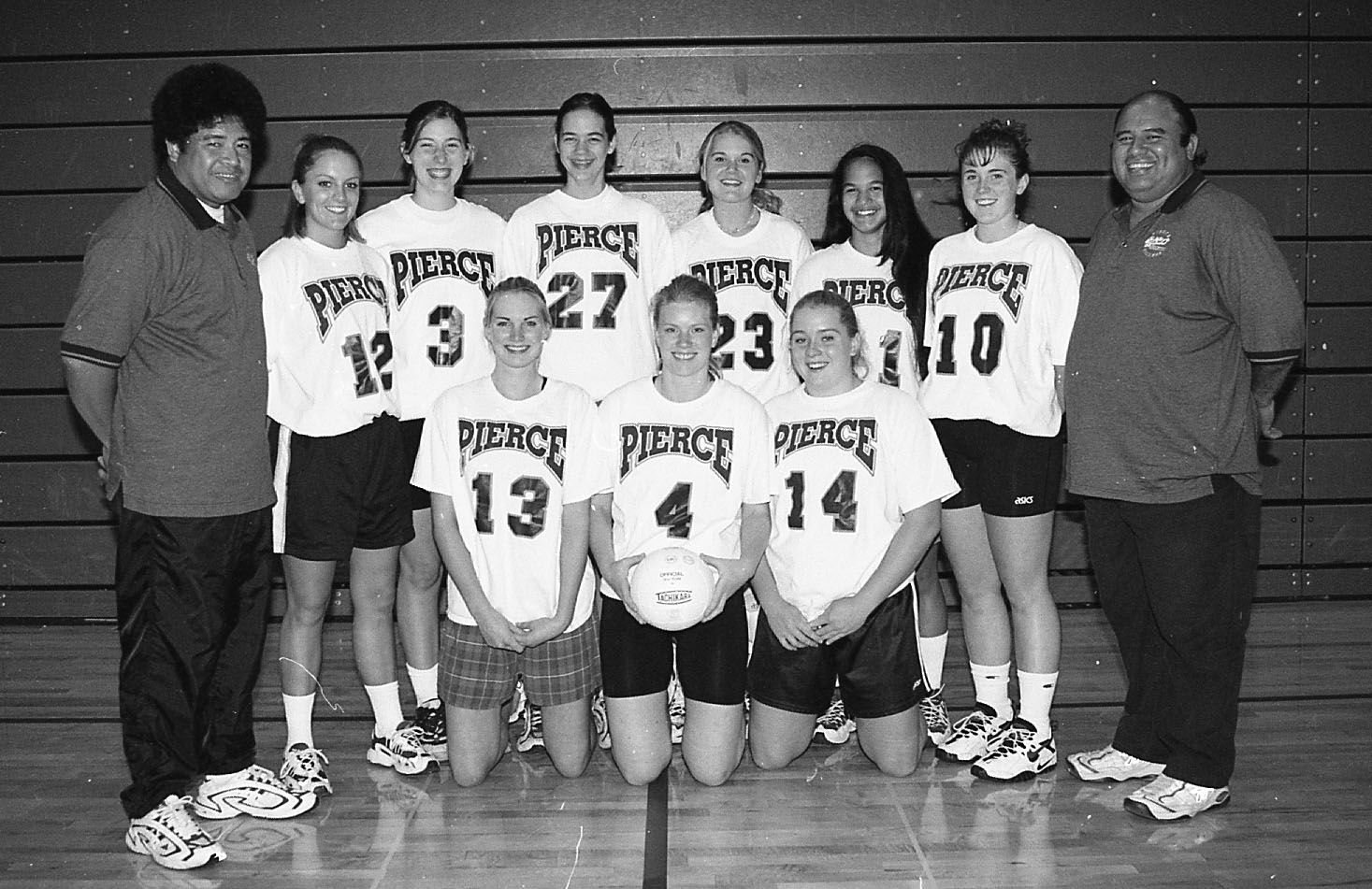 Women’s Volleyball Team 1999