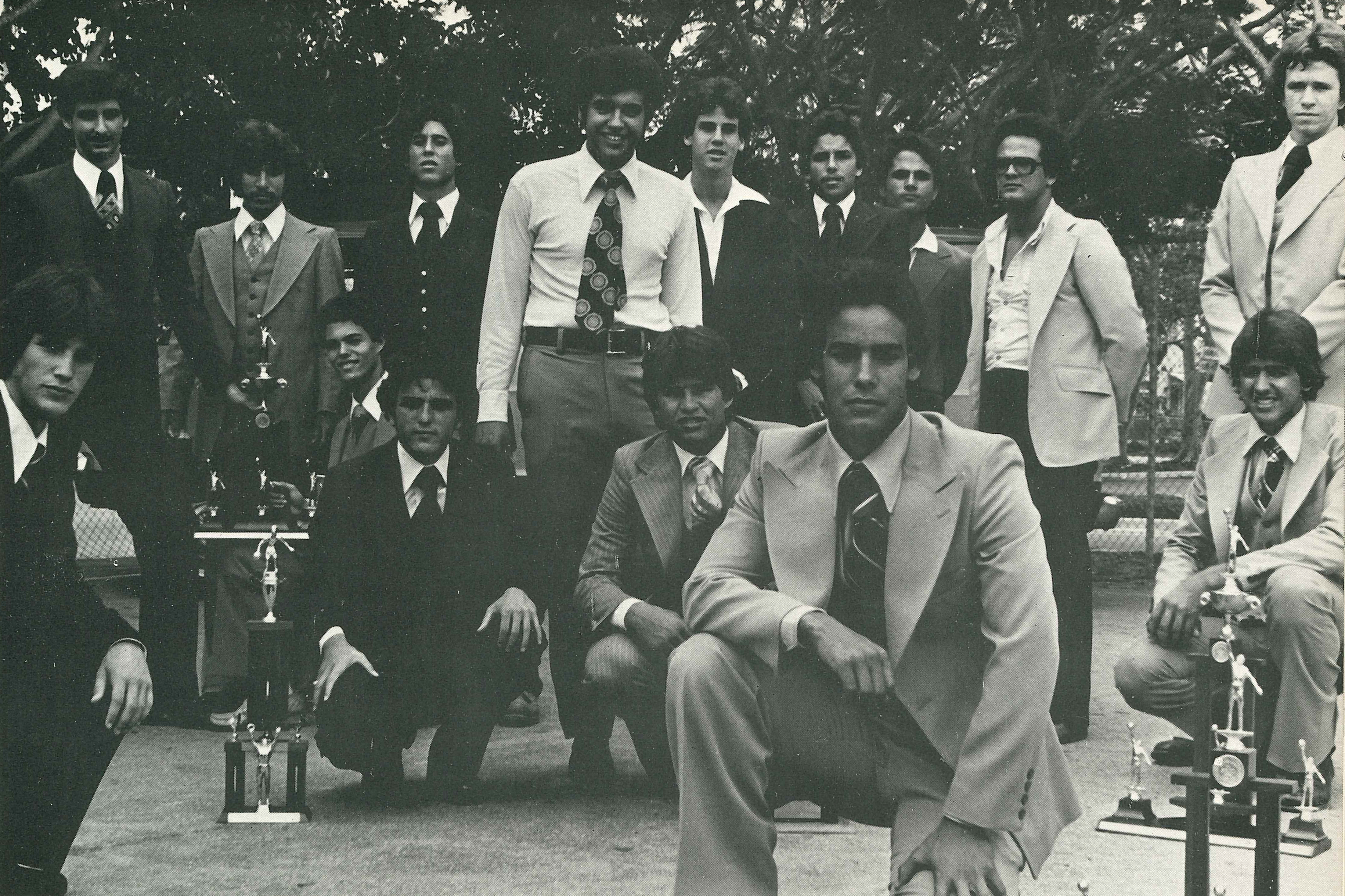 1977 Basketball Team