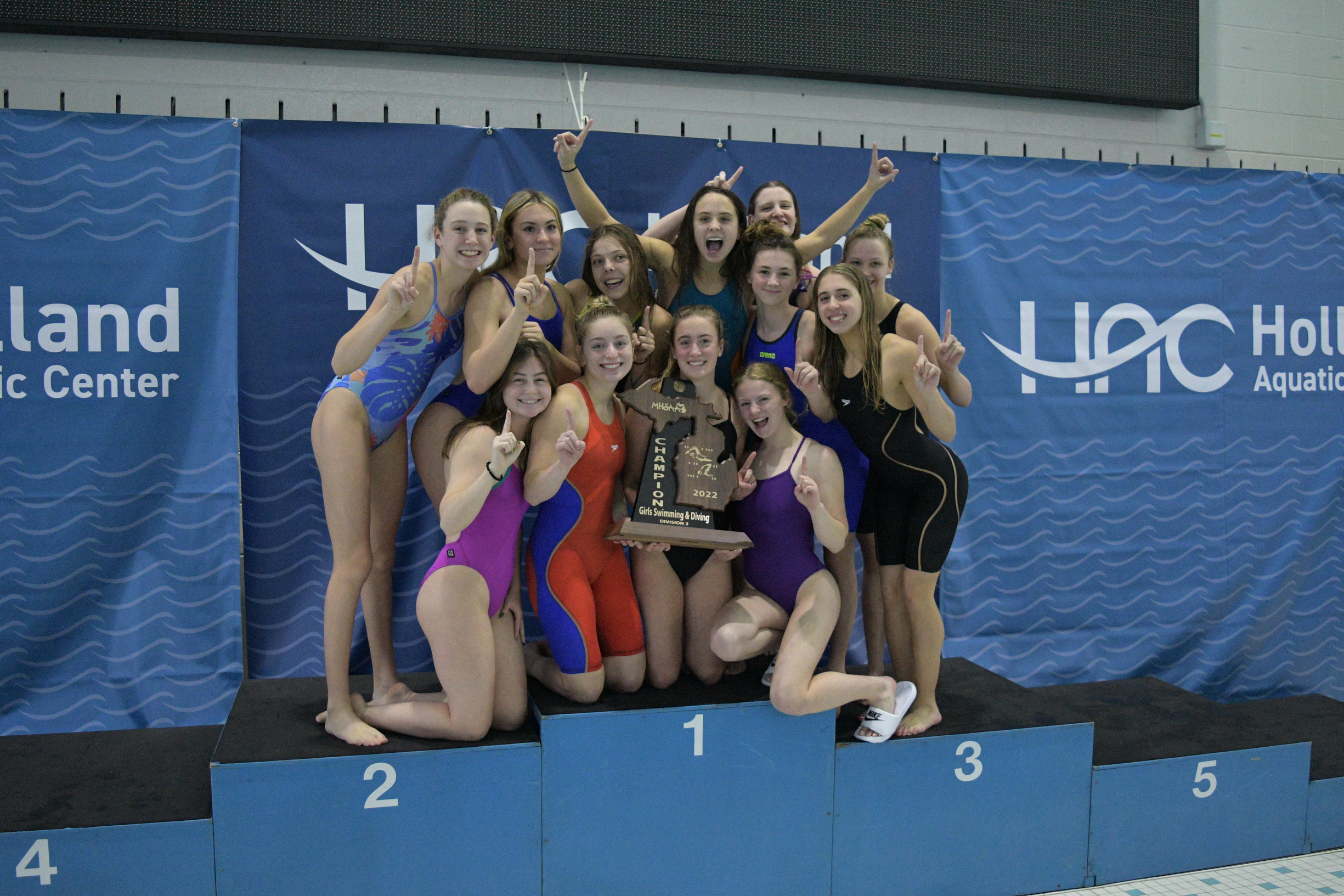 2022 Swimming & Diving