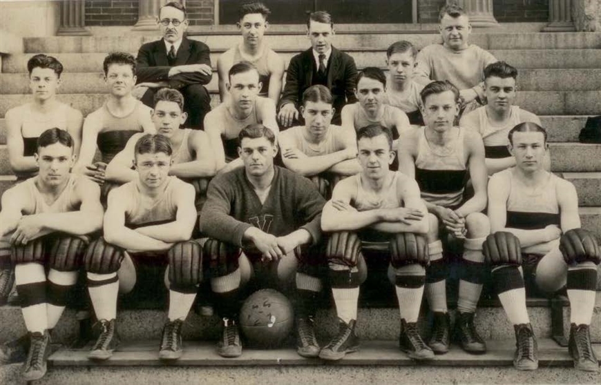 1922 Boys Basketball