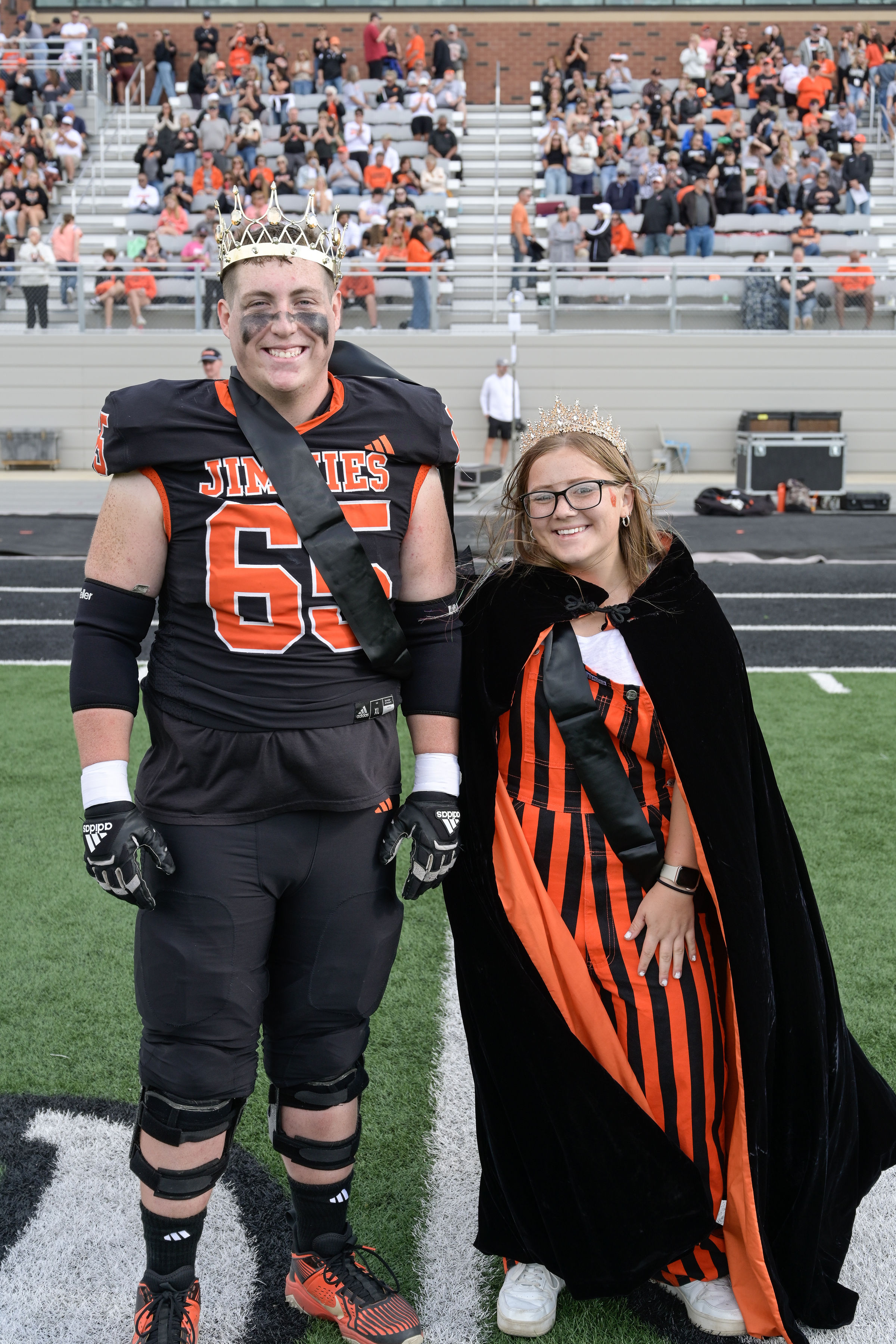 Arin Oster and Braedyn Villdibil