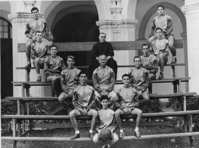 1946 Basketball Team