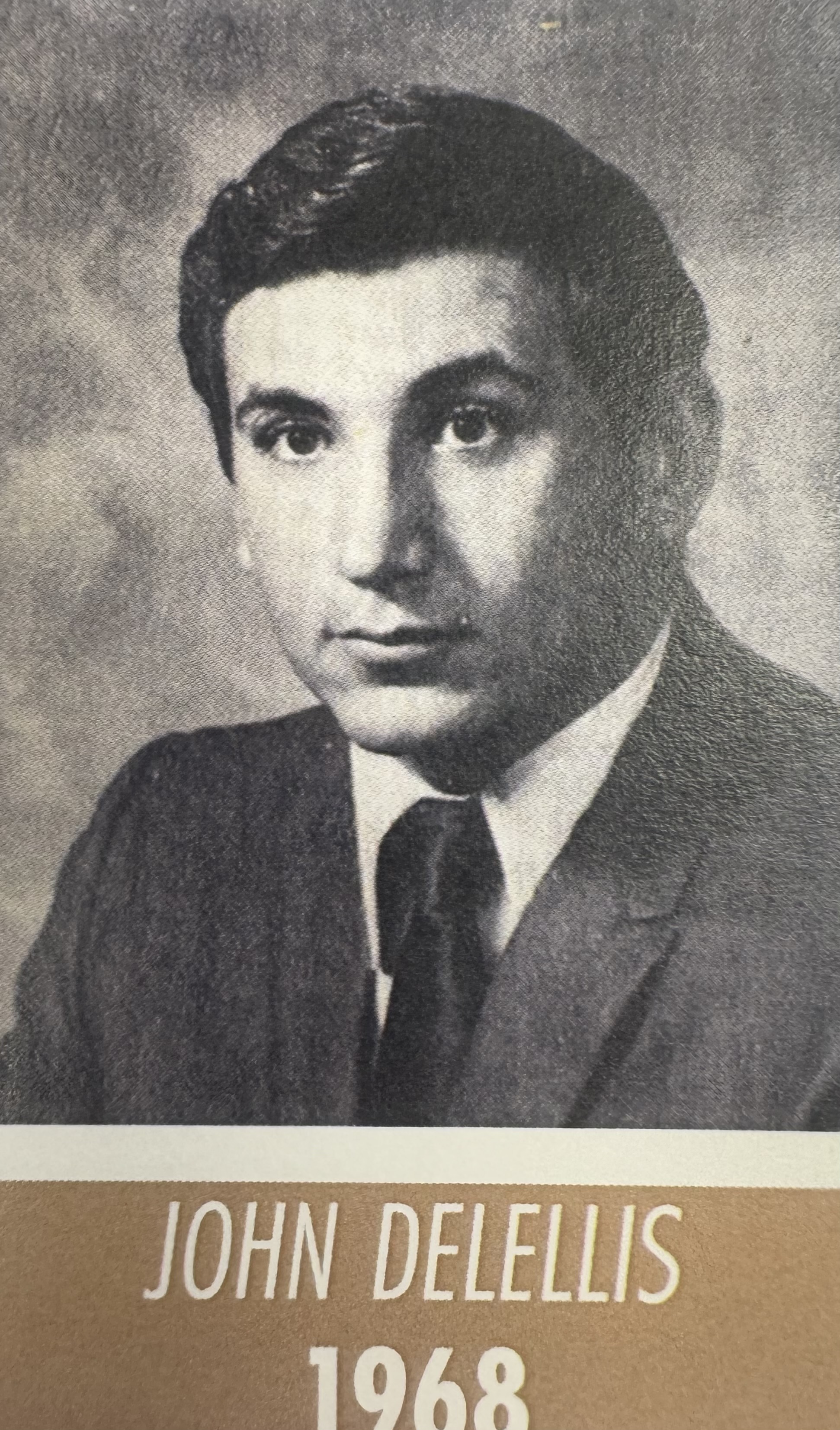 JOHN DELELLIS