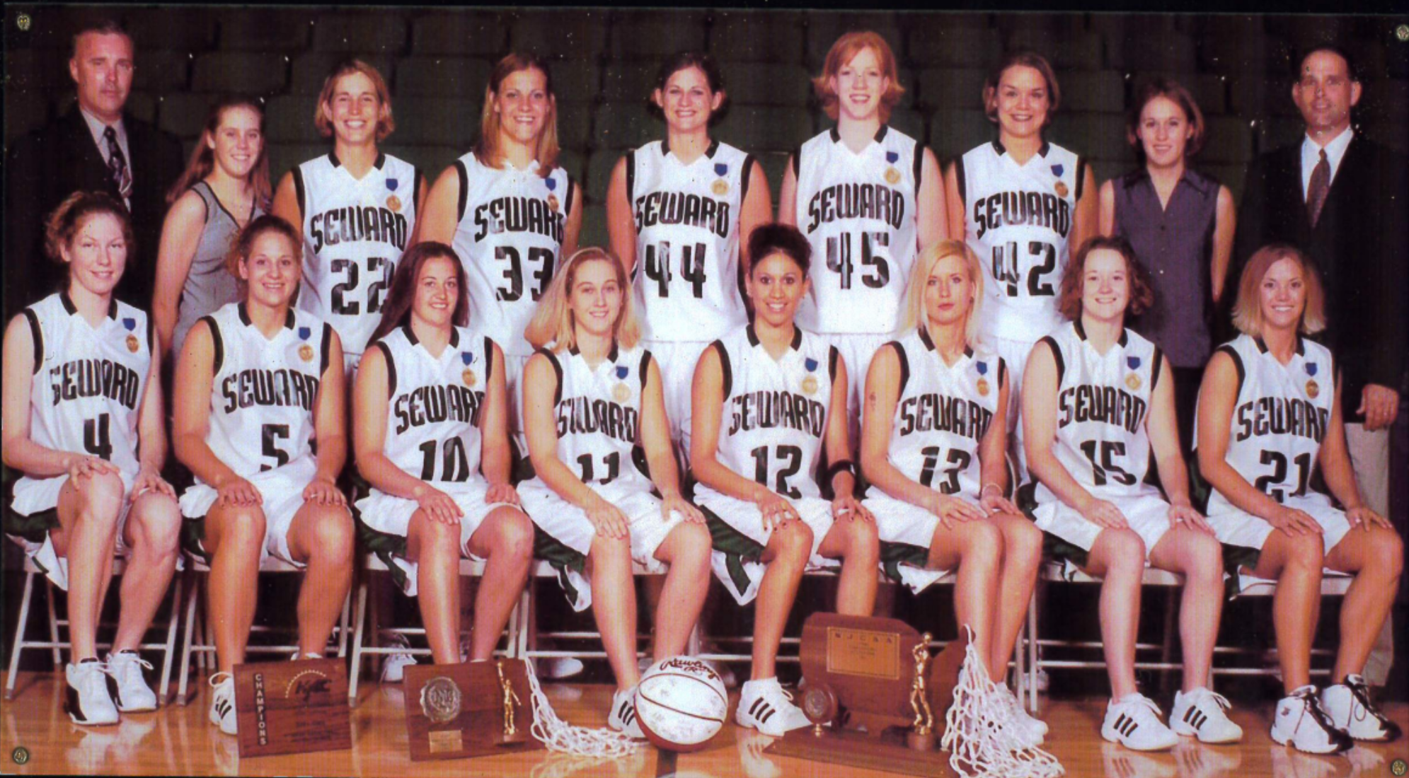 2001-2002 Women's Basketball